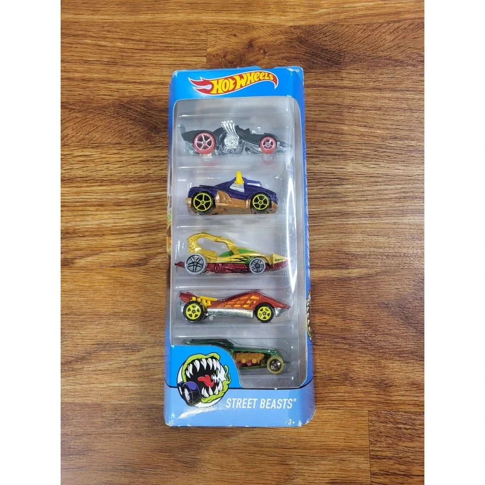 2016 Hot Wheels Street Beasts 5 Pack